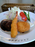 20050912lunch1_L.jpg 480640 76K