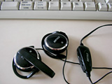 20070729headset.jpg 640480 107K